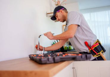 Un robinet connecté est un équipement moderne qui intègre des capteurs et une connexion intelligente.