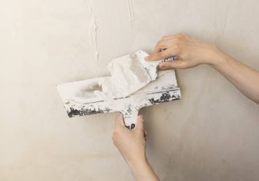 Un staff bien entretenu dure plus longtemps et garde son esthétique impeccable. Cependant, il demande une attention